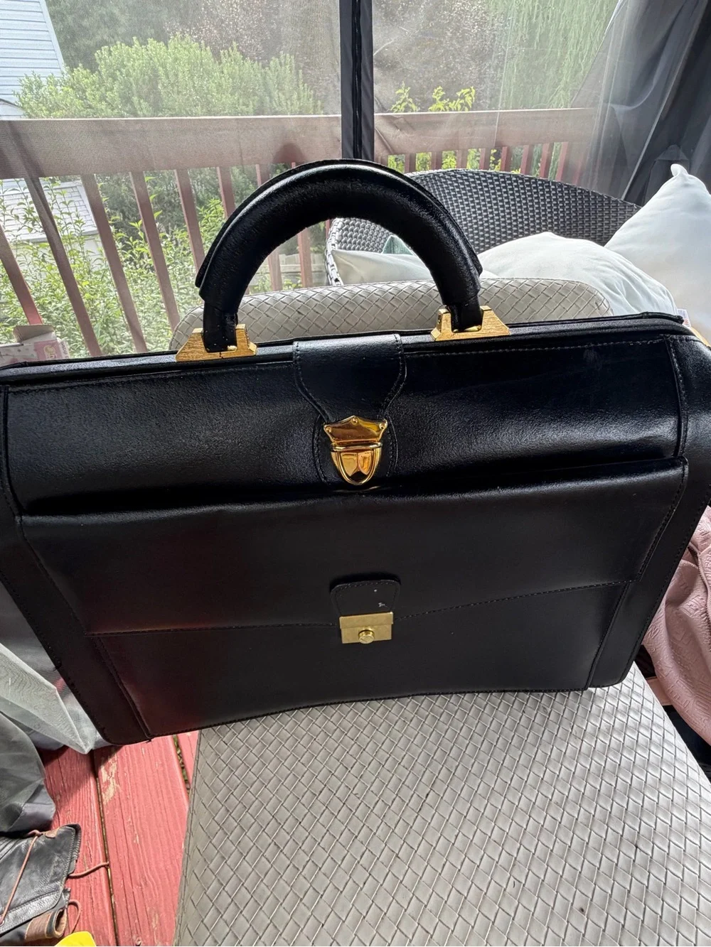 Men's Black Leather Briefcase with Gold Hardware - Classic Professional Style